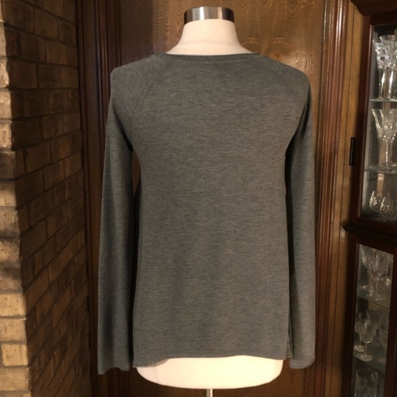 Adorable shirt. Extremely comfortable. - Picture 2 of 7